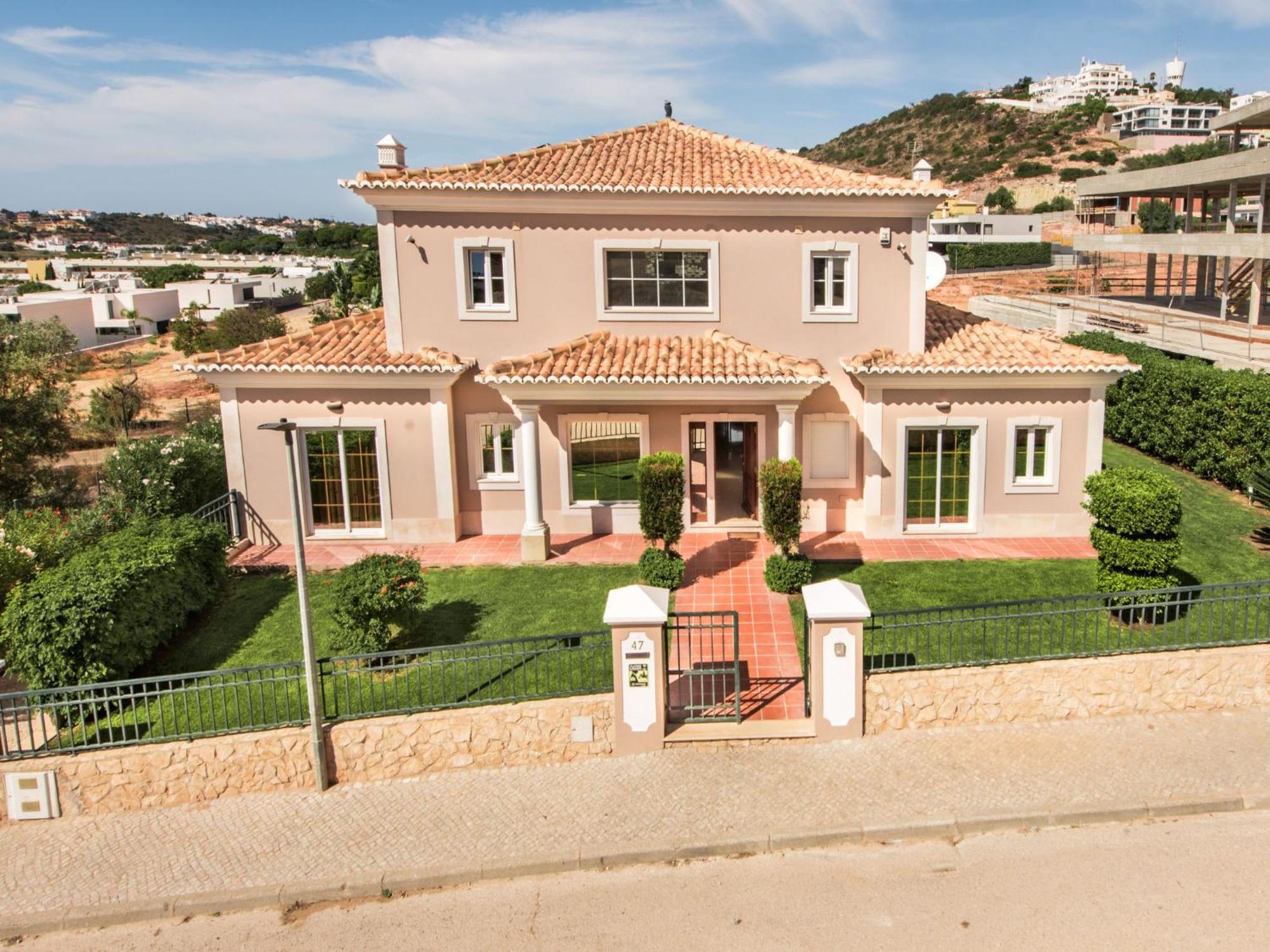 Amendoeiras By Interhome Villa